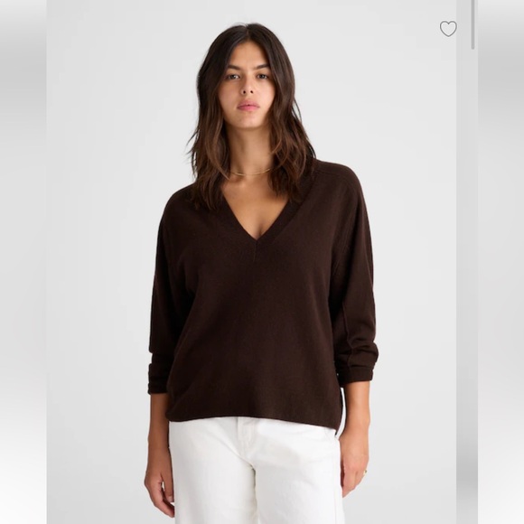 MADEWELL Women’s Cashmere V-Neck Sweater Size Small brown / molasses color